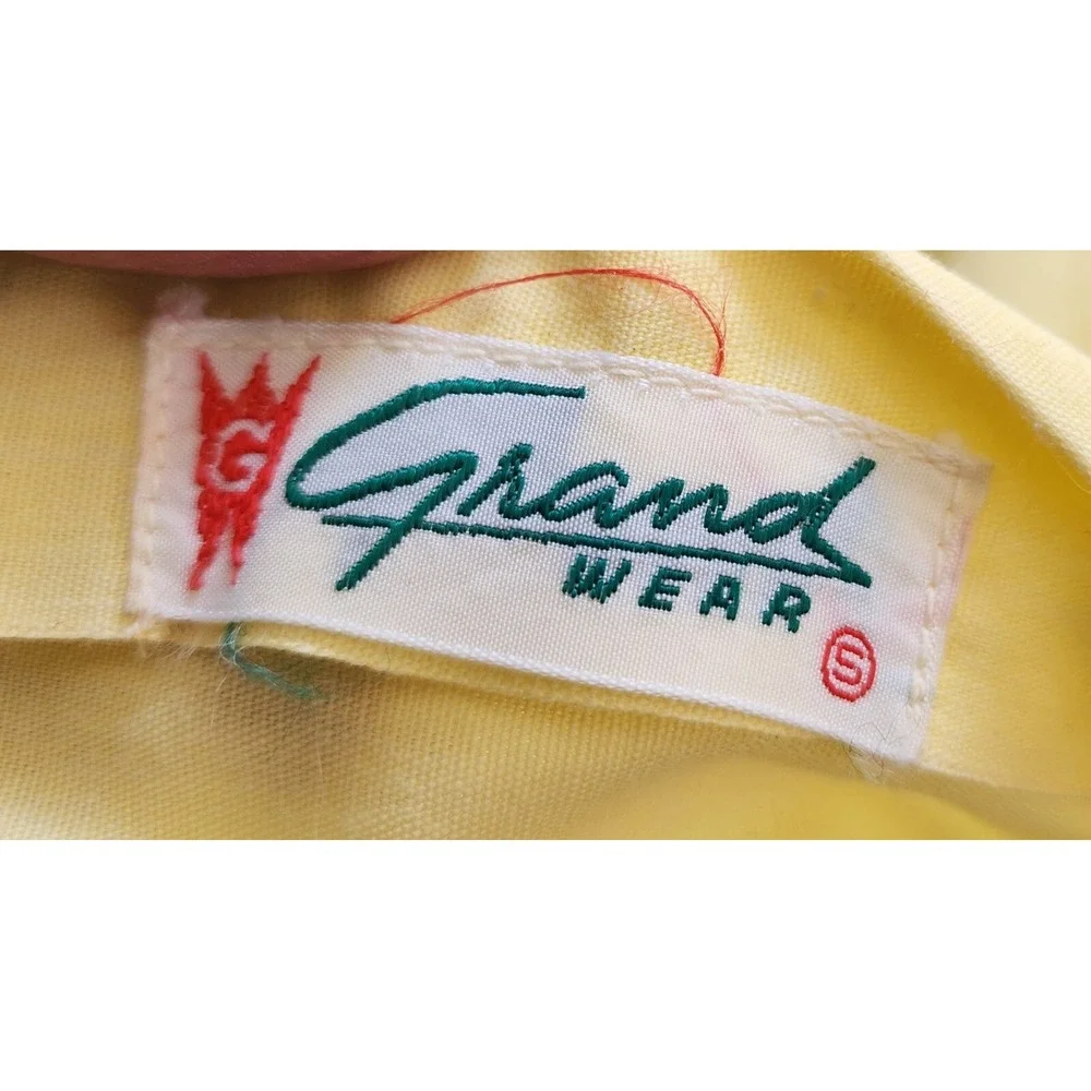 Small Yellow Embroidered Frog,‎ Mushrooms,  Apron,Grandwear, Pockets, Button Up